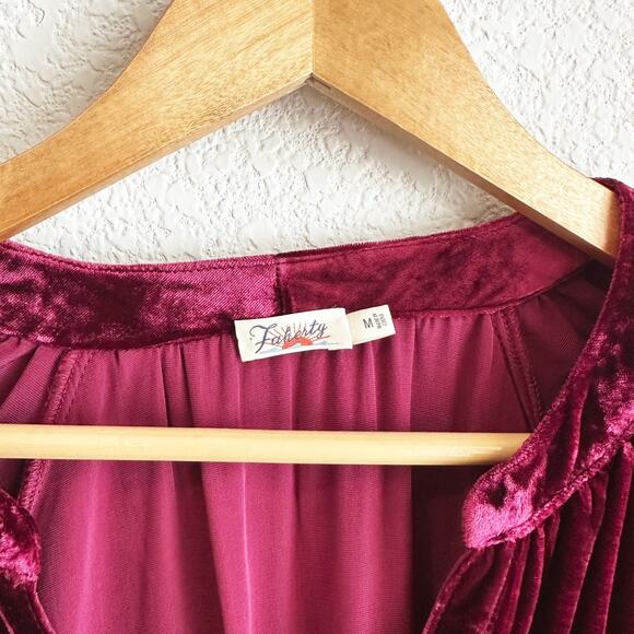 Faherty Womens Naomi Silk Blend Velvet Top Medium Classic Maroon Holiday Button - Picture 4 of 8